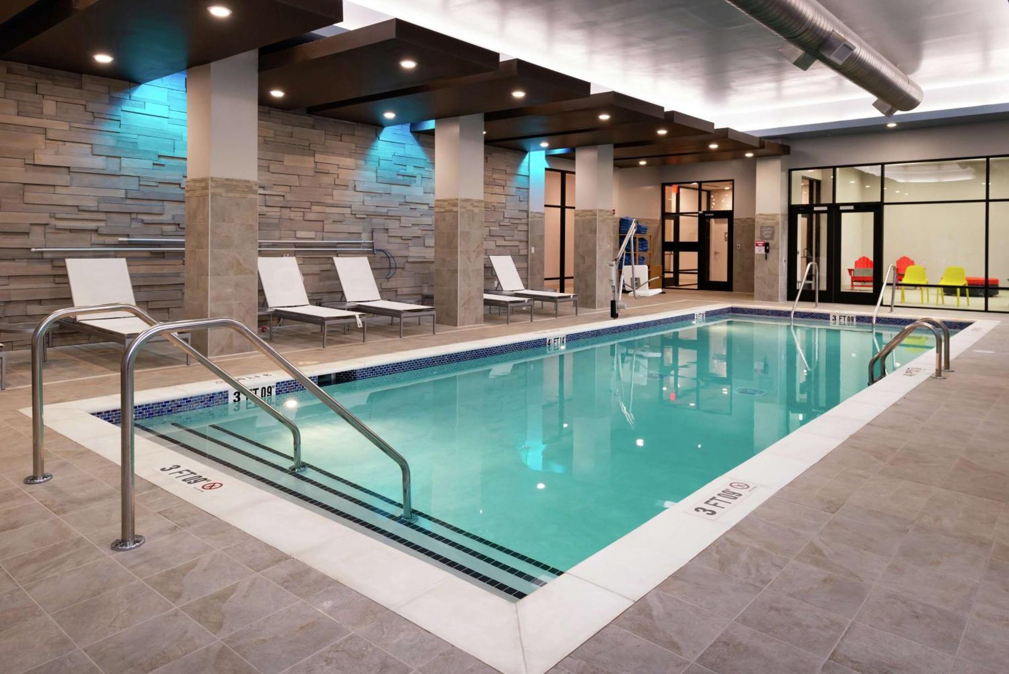 Home2 Suites By Hilton Columbia Downtown Zewnętrze zdjęcie